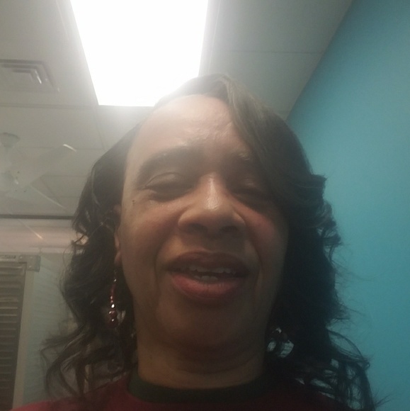 Meet your Posher, Barbara - Picture 1 of 1